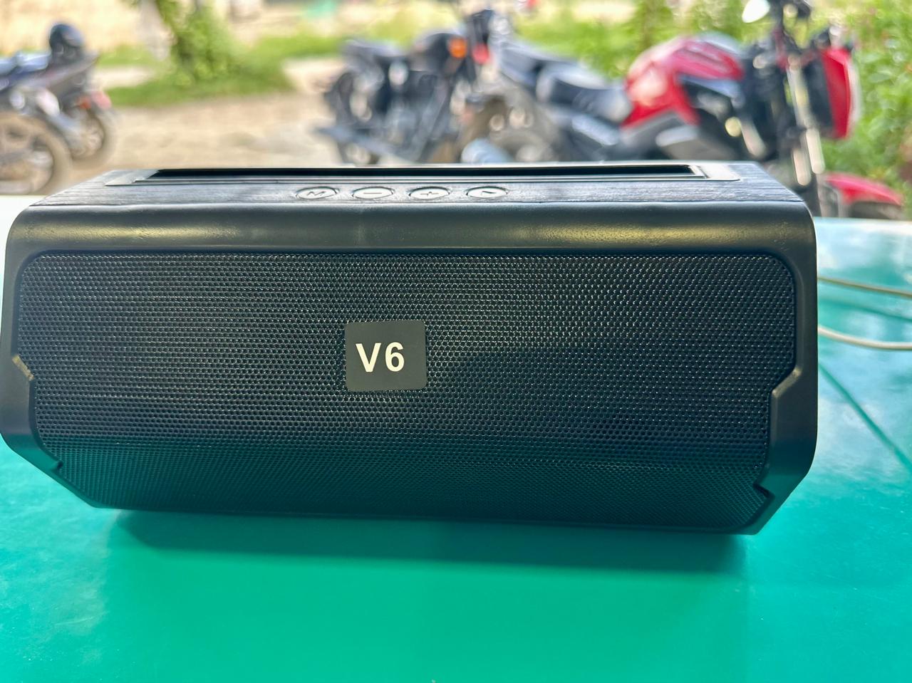 mini speaker born for music