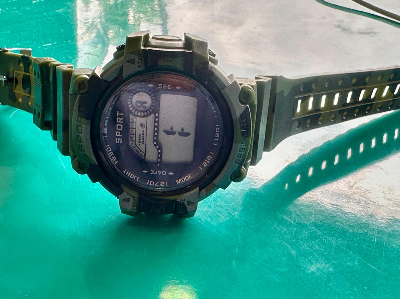 sport loose small band watch